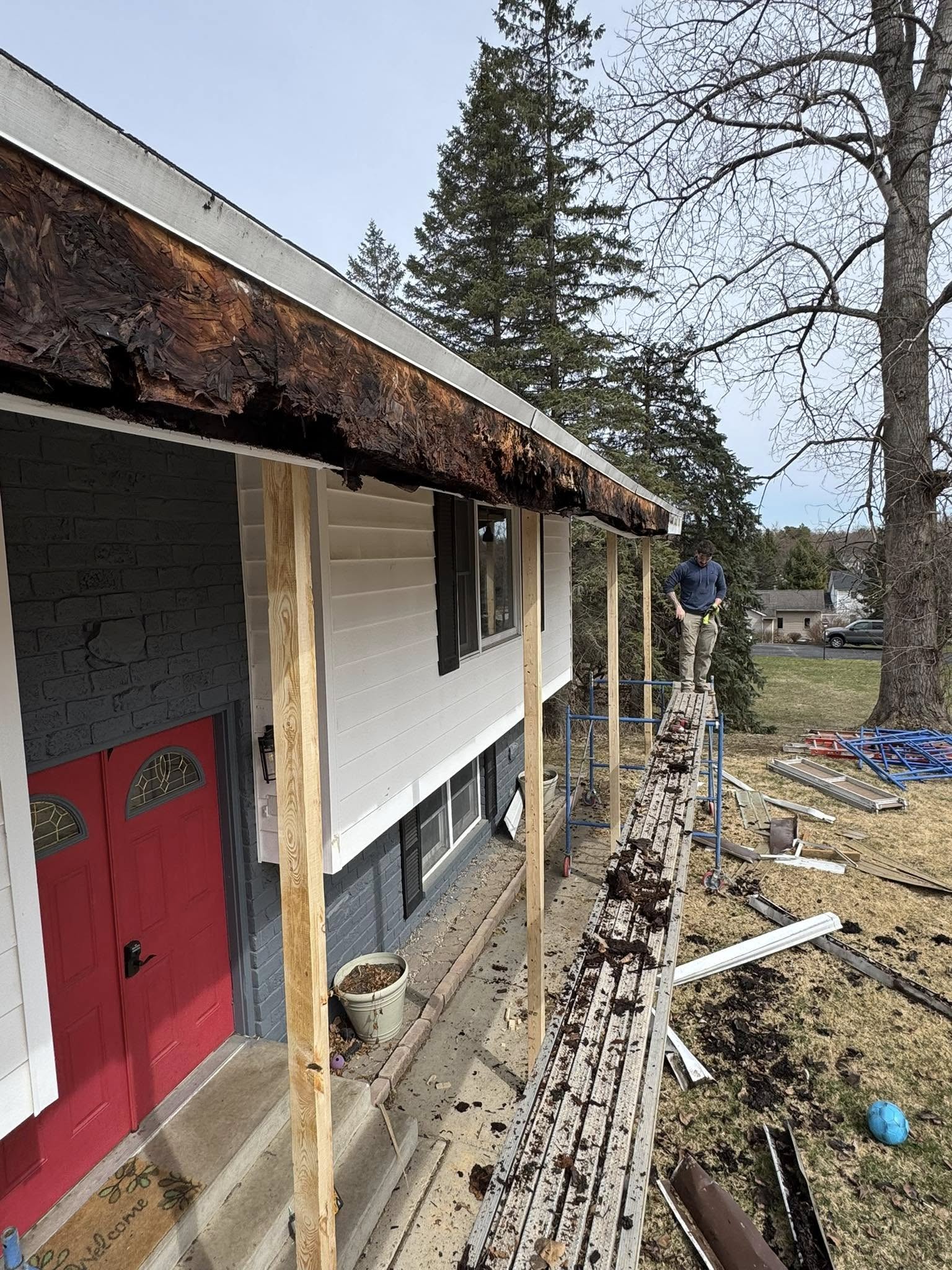 Professional Gutter Repair Services in Big Rapids